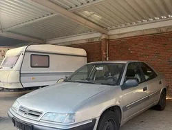 Grau Gebraucht 2001 Citroën Xantia Limousine | 1.650 €
