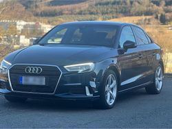 Blau Gebraucht 2018 Audi A3 Limousine | 13.950 € (Guter Preis)