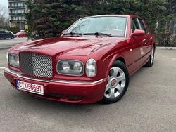 Rot Gebraucht 2002 Bentley Arnage Limousine | 26.950 €