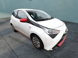 Weiß Gebraucht 2020 Toyota Aygo X-play Kleinwagen | 11.388 € (Etwas zu teuer)