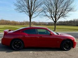 Rot Gebraucht 2006 Dodge Charger Limousine | 12.400 €