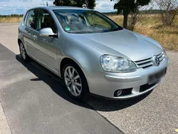 Silber Gebraucht 2008 VW Golf V Edition Limousine | 3.350 € (Etwas zu teuer)