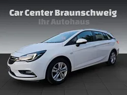 Weiß Gebraucht 2018 Opel Astra Edition Kombi | 9.999 € (Fairer Preis)