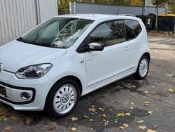 Weiß Gebraucht 2012 VW up! high up! Kleinwagen | 3.500 € (Guter Preis)