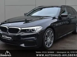 Black sapphire Gebraucht 2020 BMW 530 M Sport Kombi | 34.100 € (Fairer Preis)