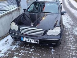 Schwarz Gebraucht 2003 Mercedes C180 Elegance Kombi | 1.650 € (Guter Preis)