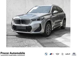 Silber Neu 2025 BMW iX1 M Sport SUV | 56.499 € (Fairer Preis)