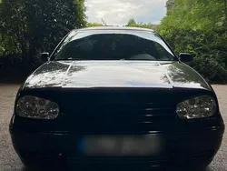 Schwarz Gebraucht 2003 VW Golf IV Kleinwagen | 1.050 € (Superpreis)