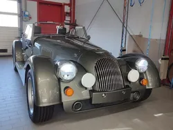 Grün Gebraucht 2024 Morgan Plus Cabrio | 77.000 €