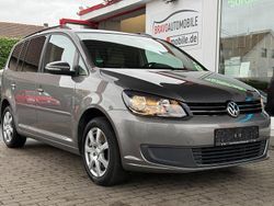 Grau Gebraucht 2011 VW Touran Comfortline Van / Kleinbus | 7.999 € (Fairer Preis)