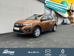 Orange Gebraucht 2024 Dacia Sandero Expression Kleinwagen | 16.990 € (Fairer Preis)