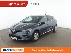 Grau Gebraucht 2021 Renault Clio V Intens Limousine | 16.210 € (Fairer Preis)