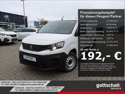 Weiß Gebraucht 2024 Peugeot Partner Premium Van / Kleinbus | 22.990 € (Teuer)