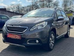 Platiniumgrau/metallic Gebraucht 2014 Peugeot 2008 Allure SUV | 10.299 € (Fairer Preis)