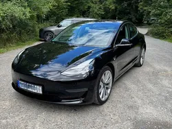 Schwarz Gebraucht 2019 Tesla Model 3 Long Range Limousine | 22.200 € (Teuer)