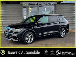 Schwarz (deep black perleffekt) Gebraucht 2024 VW Tiguan Allspace R-line SUV | 41.490 € (Guter Preis)