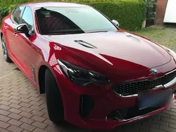 Rot Gebraucht 2019 Kia Stinger 2 Limousine | 39.000 €