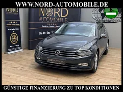 Grau Gebraucht 2021 VW Passat Business Kombi | 21.900 € (Fairer Preis)