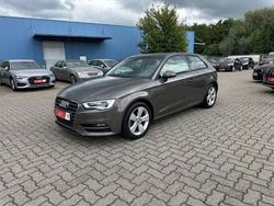 Grau Gebraucht 2013 Audi A3 Ambition Limousine | 11.490 € (Fairer Preis)