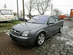 Grau Gebraucht 2004 Opel Vectra GTS Limousine | 1.499 € (Superpreis)