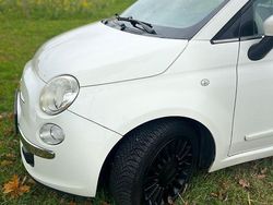 Weiß Gebraucht 2011 Fiat 500 Lounge Kleinwagen | 5.300 € (Guter Preis)