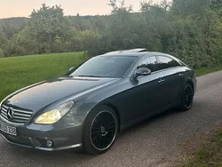 Grau Gebraucht 2007 Mercedes CLS500 AMG Coupé | 18.000 € (Teuer)