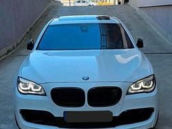 Weiß Gebraucht 2013 BMW 740 M Sport Limousine | 24.900 €