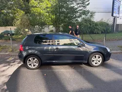 Blau Gebraucht 2007 VW Golf V Trendline Kombi | 1.550 € (Fairer Preis)