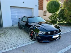 Schwarz Gebraucht 2011 Ford Mustang Coupé | 21.000 €