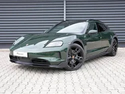 Oakgrünmetallic neo Gebraucht 2024 Porsche Taycan 4S Cross Turismo Limousine | 129.880 €