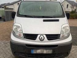 Grau Gebraucht 2007 Renault Traffic Van / Kleinbus | 5.000 €