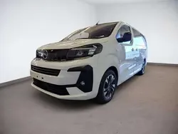 Kaolin weiss Gebraucht 2024 Opel Zafira Life Edition Van | 34.700 € (Superpreis)