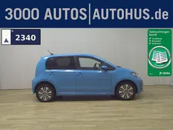 Blau Gebraucht 2022 VW e-up! Kleinwagen | 12.380 € (Guter Preis)