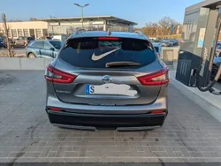 Grau Gebraucht 2018 Nissan Qashqai N-Connecta SUV | 15.500 € (Guter Preis)