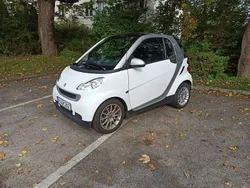 Weiß Gebraucht 2010 Smart ForTwo Coupé Passion Coupé | 5.590 € (Fairer Preis)