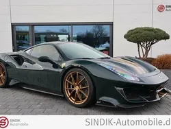 Historic verde british Gebraucht 2020 Ferrari 488 Coupé | 599.721 €