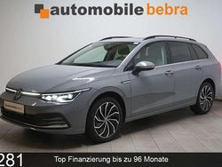 Mondsteingrau Gebraucht 2022 VW Golf VIII Style Kombi | 22.990 € (Fairer Preis)