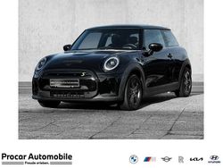 Schwarz Gebraucht 2022 Mini Cooper SE Essential Kleinwagen | 16.500 € (Guter Preis)