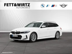 Alpinweiss Gebraucht 2024 BMW 330 M Sport Kombi | 47.490 € (Superpreis)