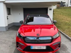 Rot Gebraucht 2023 Skoda Enyaq iV RS SUV | 46.800 € (Etwas zu teuer)