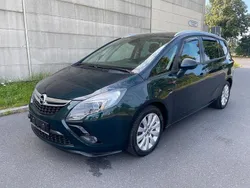 Grün Gebraucht 2014 Opel Zafira Tourer Active Van / Kleinbus | 4.999 € (Fairer Preis)