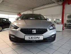 Silber Gebraucht 2022 Seat Leon Style Limousine | 20.750 € (Fairer Preis)