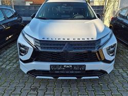 Weiß Gebraucht 2022 Mitsubishi Eclipse Cross Plus SUV | 23.400 € (Fairer Preis)