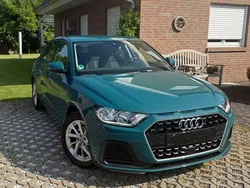 Grün Gebraucht 2019 Audi A1 Sportback Advanced Kleinwagen | 19.990 € (Fairer Preis)