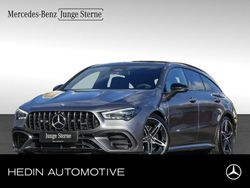 Szary Gebraucht 2024 Mercedes CLA45 AMG AMG Limousine | 60.980 € (Teuer)