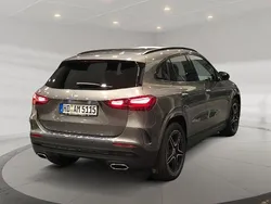 Gebraucht 2024 Mercedes GLA180 AMG line SUV | 39.870 € (Fairer Preis)