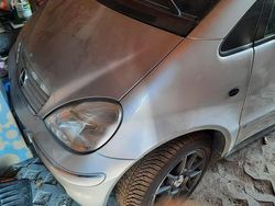 Silber Gebraucht 2003 Mercedes A140 Limousine | 800 €