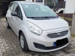 Beige Gebraucht 2010 Kia Venga Attract Kleinwagen | 5.699 € (Fairer Preis)