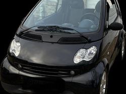 Schwarz Gebraucht 2002 Smart ForTwo Cabrio Cabrio | 2.299 € (Fairer Preis)