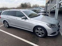 Grau Gebraucht 2013 Mercedes E200 Kombi | 13.000 € (Superpreis)